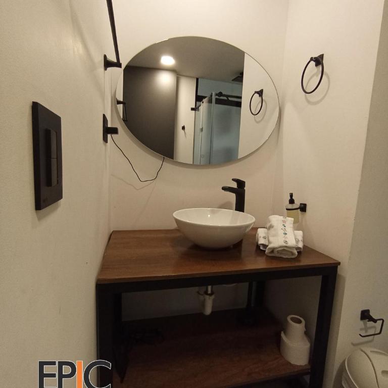 Epic Suite 510 Deluxe Airport - One-Bedroom Family Apartment - 30