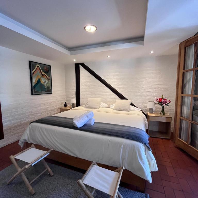 Modern Apartment with Private Balcony - One-Bedroom Apartment - 1