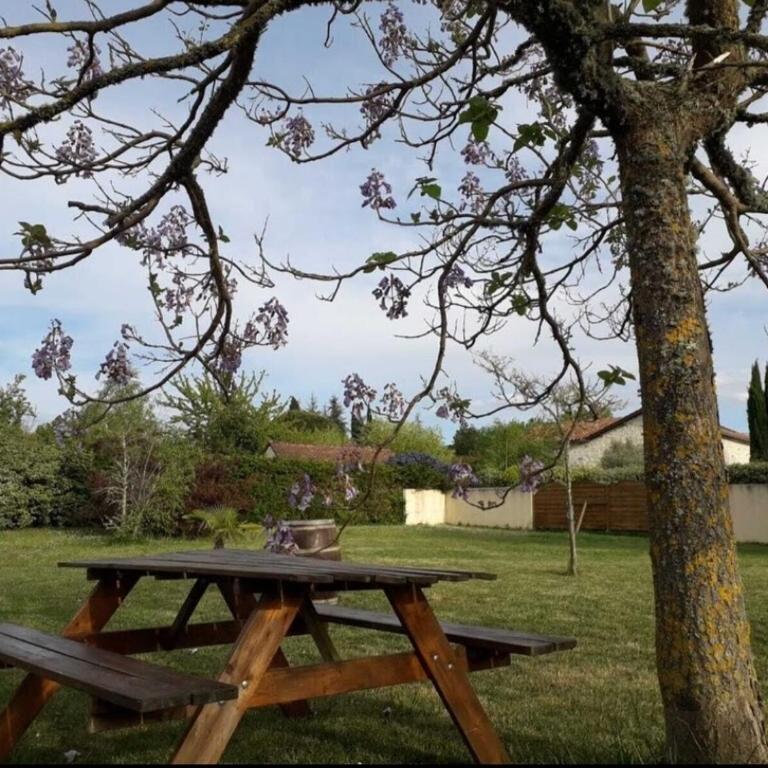 Gîte climatisé avec piscine sur les hauteurs de CAHORS - Maison 3 Chambres - 8