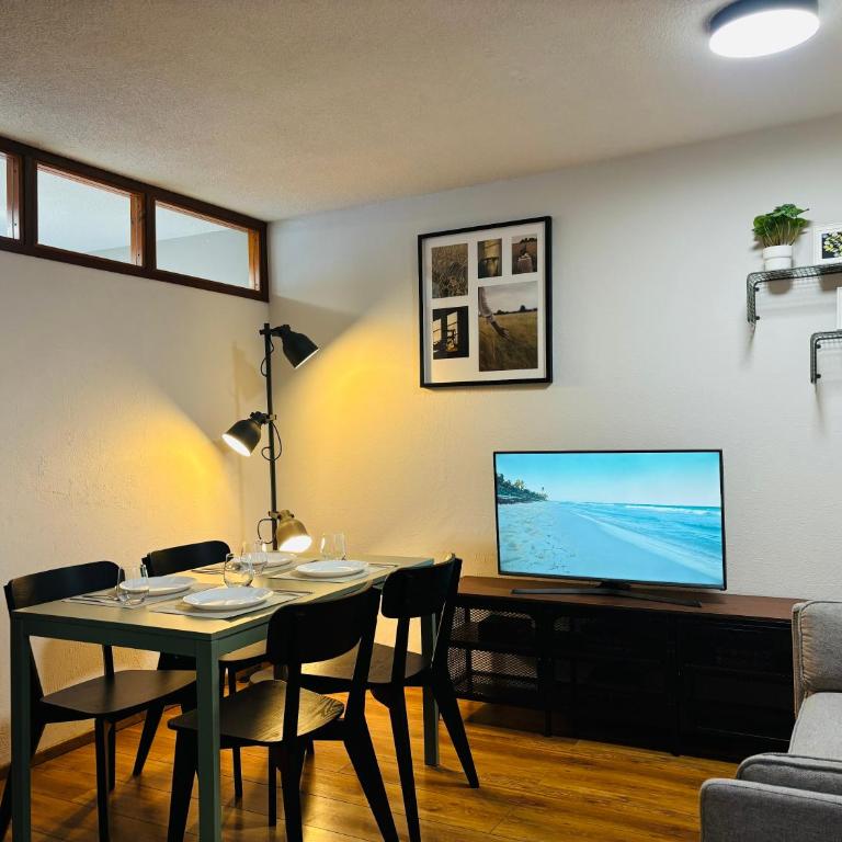 Departamento en el corazón de CDMX, Ángel de la independencia - Two-Bedroom Apartment - 1