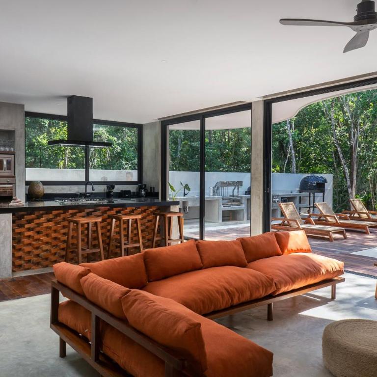 Luxury 4BR Eco Villa 10ppl Outdoor Pizza Oven - Private Pool & Jacuzzi - Villa - 4
