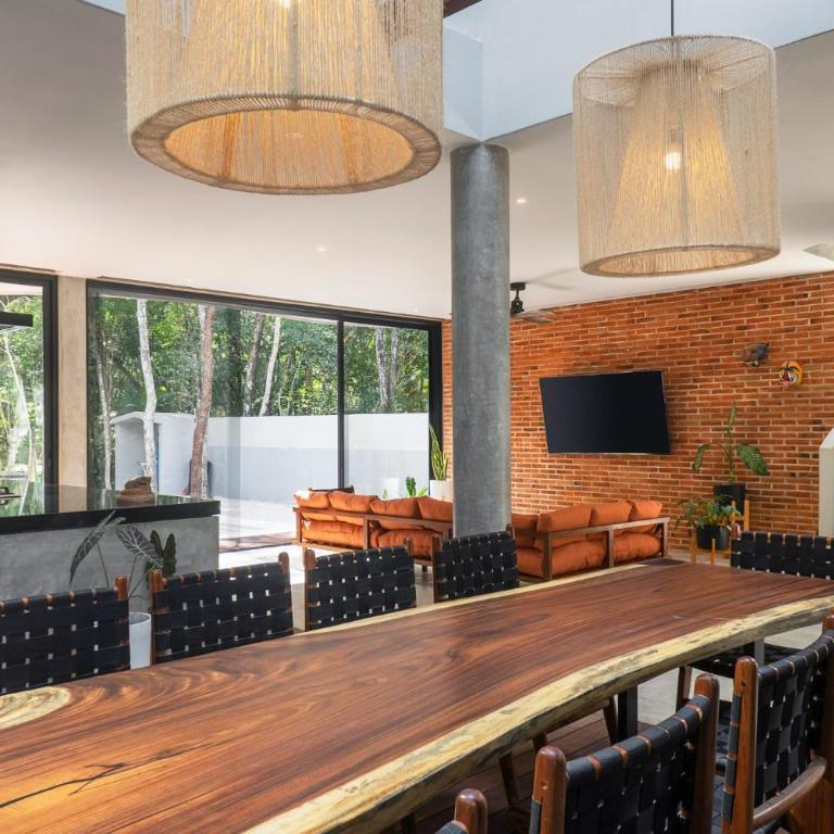 Luxury 4BR Eco Villa 10ppl Outdoor Pizza Oven - Private Pool & Jacuzzi - Villa - 12