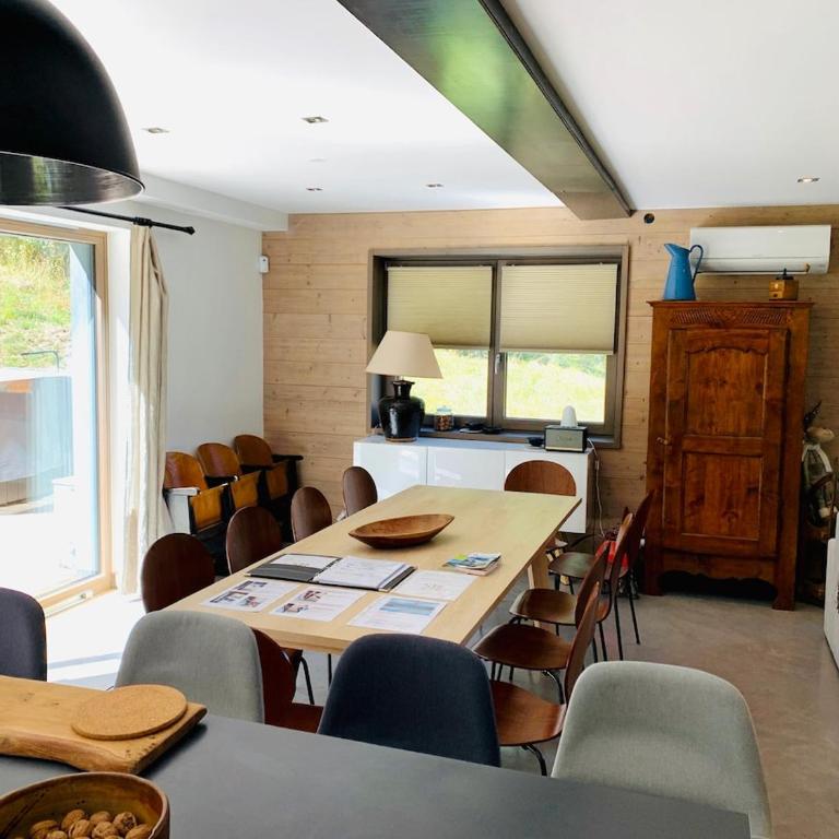 Chalet Les 3 marmottes, 12 personnes, jacuzzi - Chalet - 10