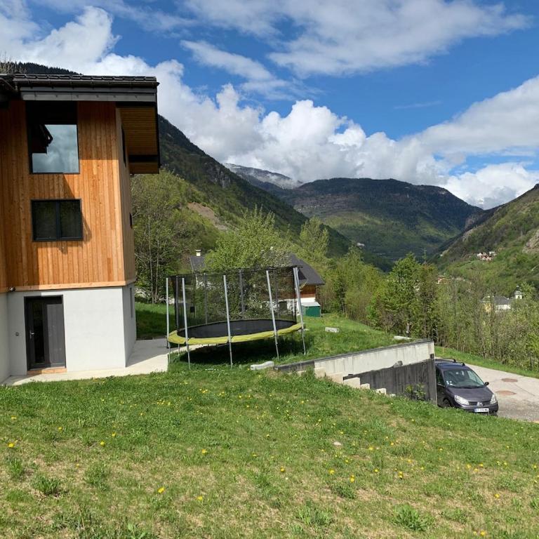 Chalet Les 3 marmottes, 12 personnes, jacuzzi - Chalet - 28