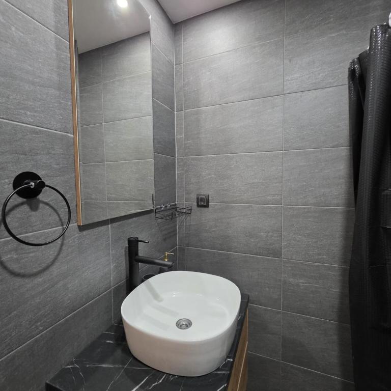 Lyra Prestige Residence Hill - One-Bedroom Apartment - 32