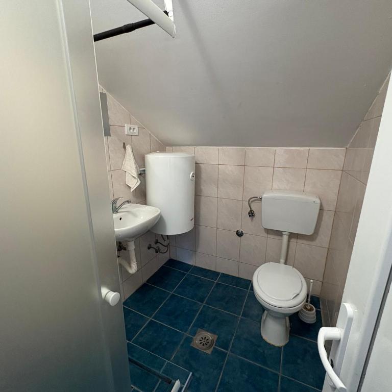 Solis Apartments Sutomore - Quadruple Room with Garden View - 2