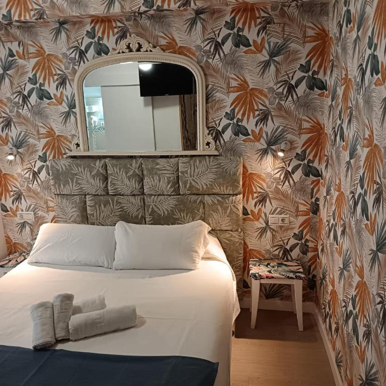 Guadalupe Hostal By Torremolinos On-line - Habitación Doble con balcón - 6