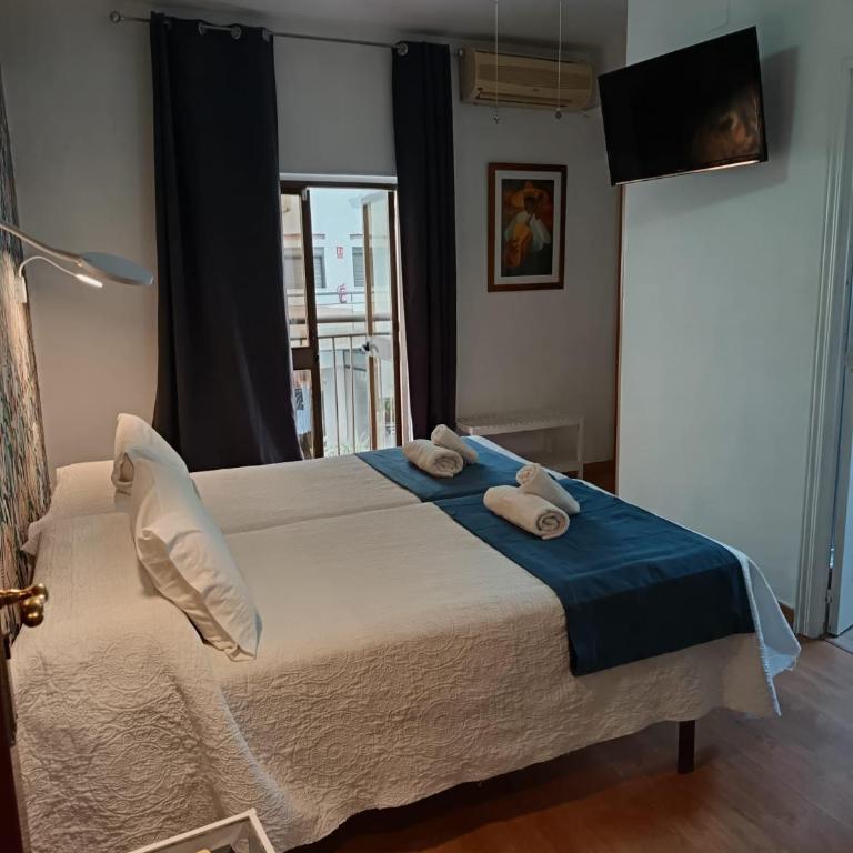 Guadalupe Hostal By Torremolinos On-line - Habitación Doble con balcón - 13