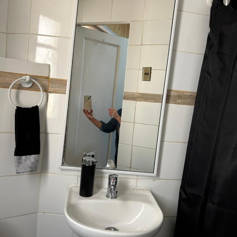 HABITACION EN PLENO CENTRO DE VIÑA 8 - Single Room with Private Bathroom - 3