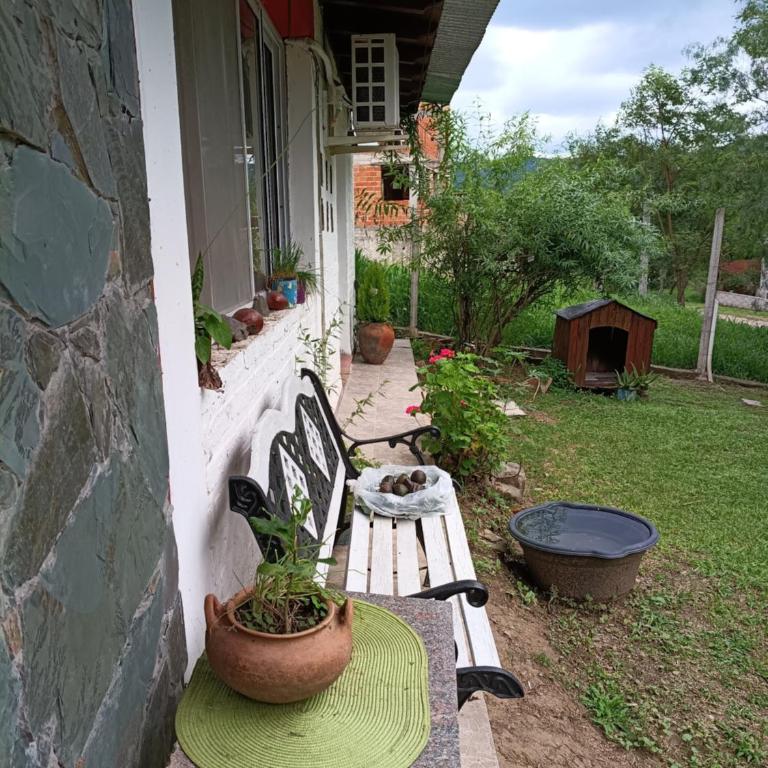 El Refugio del Molle - Three-Bedroom House - 9