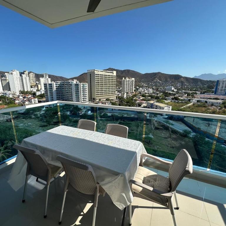 Apartment with beach access in Reserva Del Mar Rodadero Sur - Two-Bedroom Deluxe Apartment with Balcony - 7