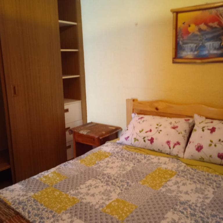Casa Turistas pinamarga - Two-Bedroom House - 14