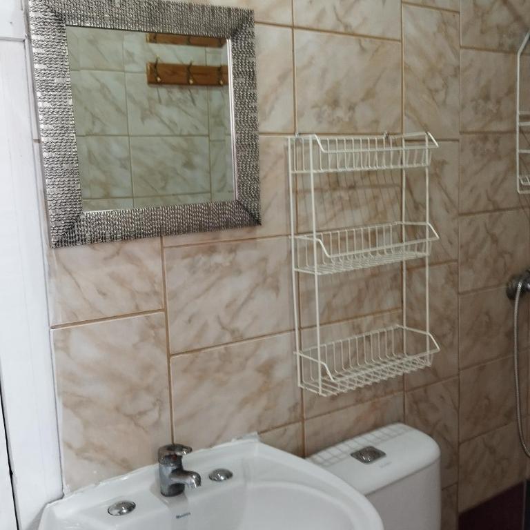 Casa Turistas pinamarga - Two-Bedroom House - 16