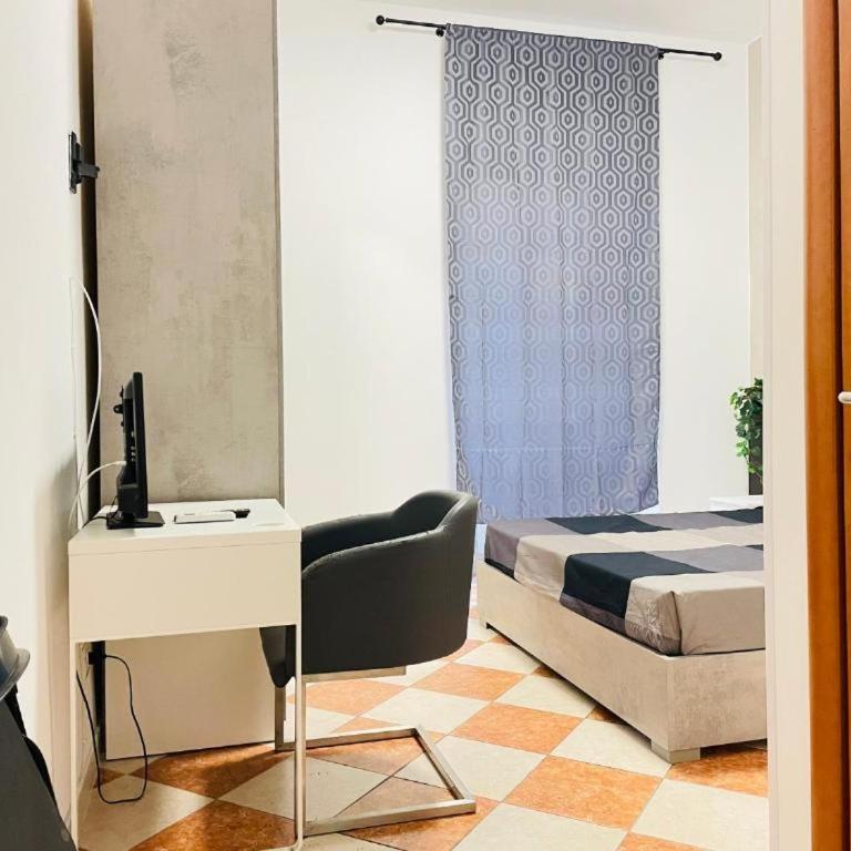 Residenza Abat-Jour de Rome - Camera Matrimoniale con Bagno Privato - 1