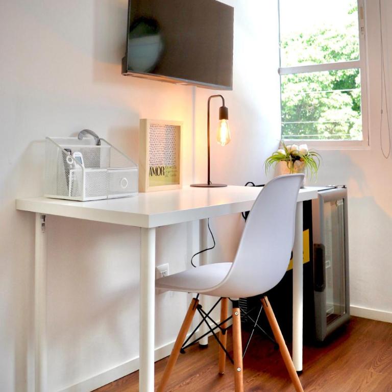 District 818 Boutique lofts - Double Room with Private Bathroom - 3