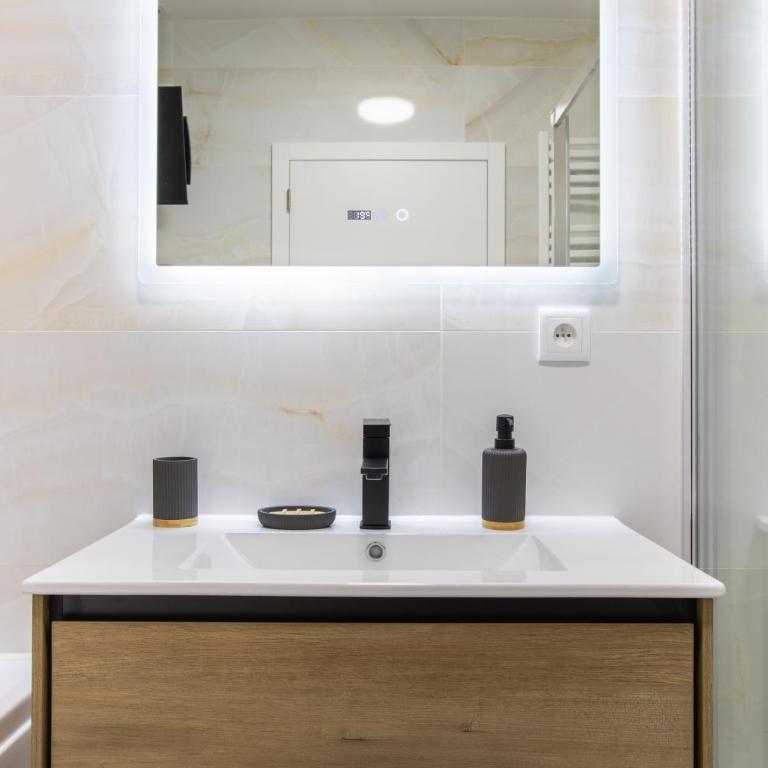 Romantic getaway with jacuzzi, Garden view - Appartamento con 1 Camera da Letto - 12