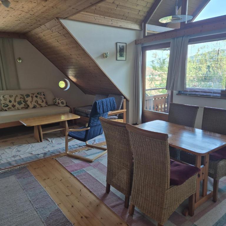 Singer-Hof - Apartment mit 1 Schlafzimmer, Balkon und Bergblick - 3