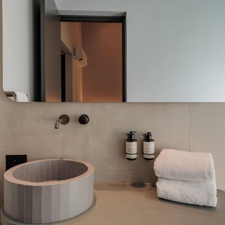 Penthouse con jacuzzi, amplio 5 habitaciones, poblado Medellin - Apartment - 32
