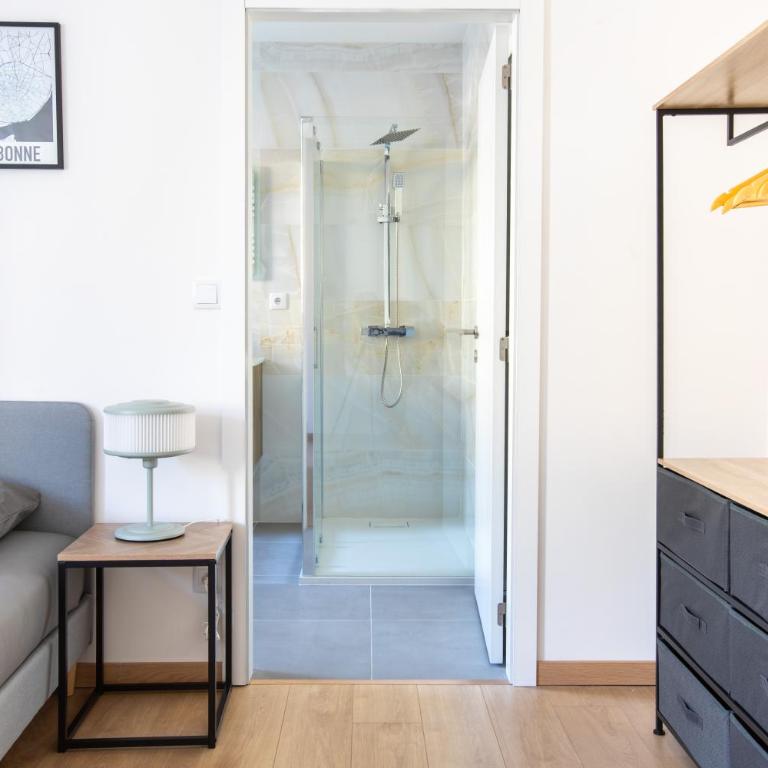 Romantic getaway with Jacuzzi, Downtown - Apartment mit 1 Schlafzimmer - 18