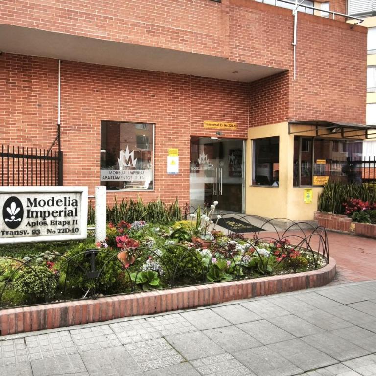 Apartamento Acogedor cerca al Aeropuerto - Three-Bedroom Standard Apartment - 29