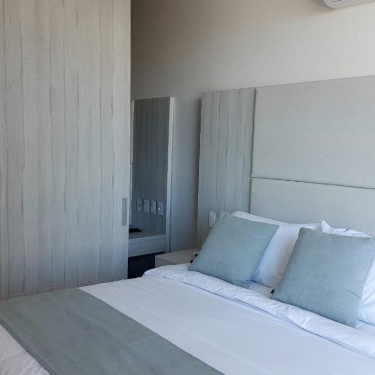Beautiful Horizon Luxury Suite - One-Bedroom Apartment - 5