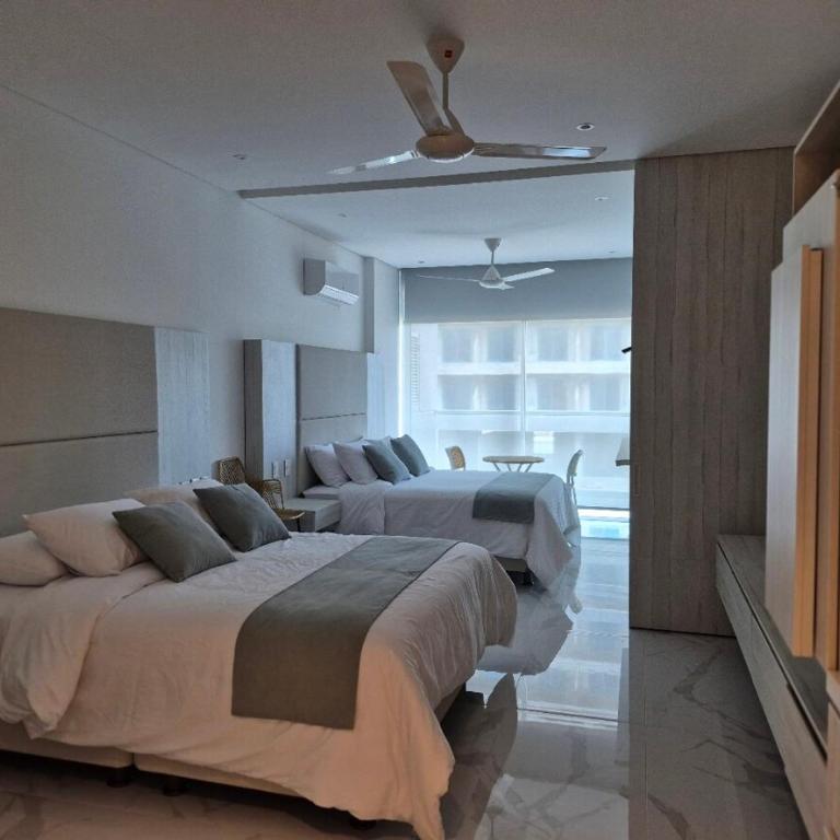 Beautiful Horizon Luxury Suite - One-Bedroom Apartment - 16