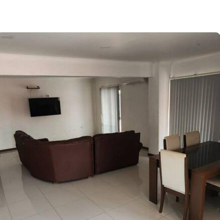 Casa Curicó - Five-Bedroom House - 10