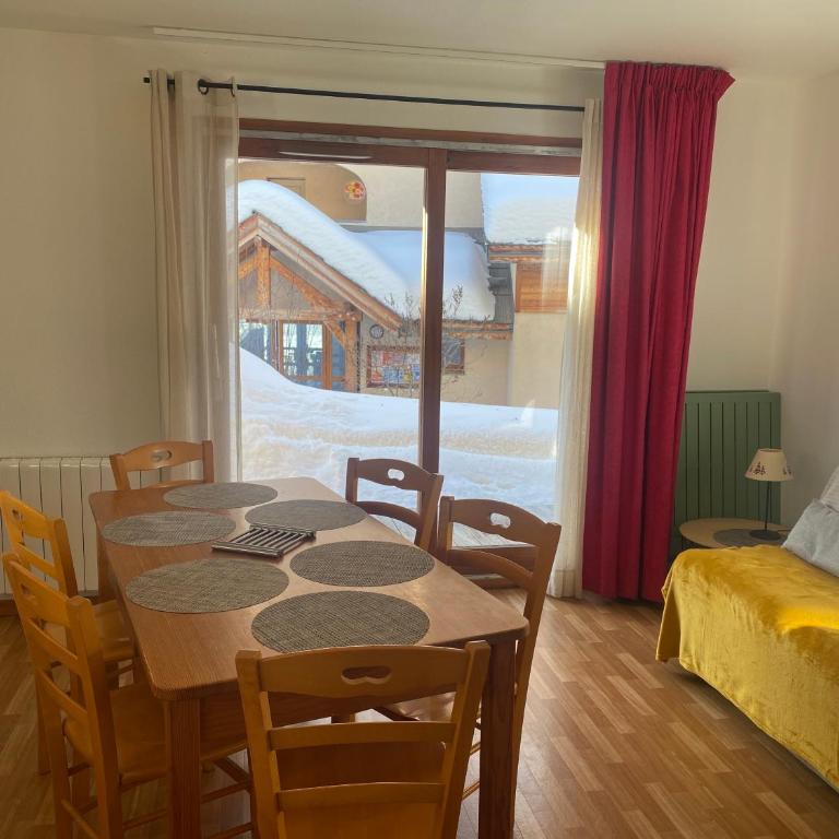 T3 classé 3 étoîles Au pied des pistes, lumineux-piscine - Appartement - 11
