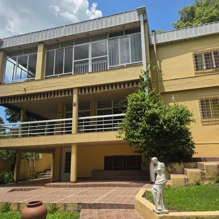 Casa Al pie del Cerro - Four-Bedroom House - 8