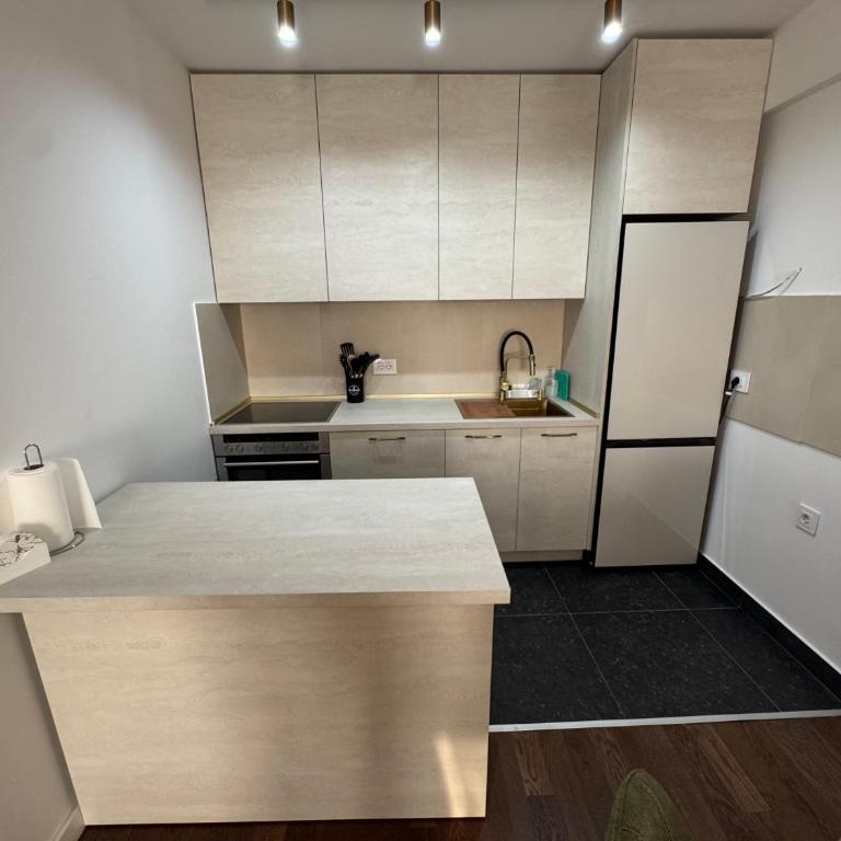 Velvet Green Apartman - One-Bedroom Apartment - 12