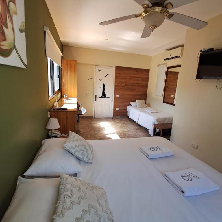 Le Vrero Boutique Hotel - Superior Triple Room - 1