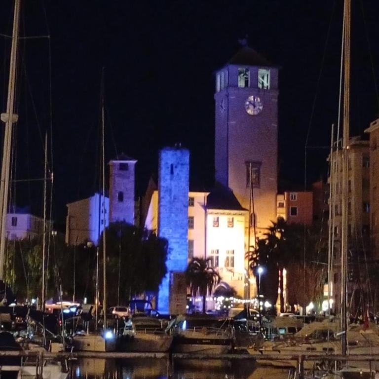 Casa Perego in Savona - Appartamento con 2 Camere da Letto - 43