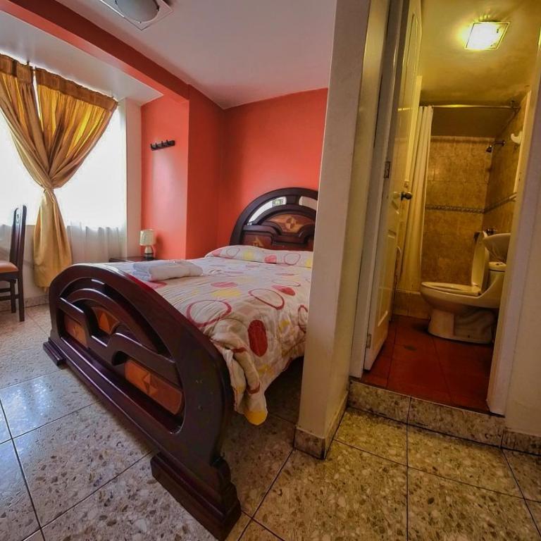 Hostal La Rosa Otavalo - Single Room with Private Bathroom - 2