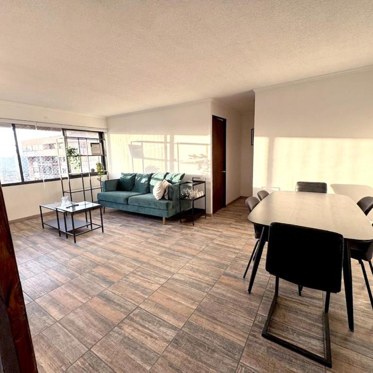 Las Condes Dept 3 dormitorios y 2 baños a pasos de Parque Arauco - Three-Bedroom Apartment - 18