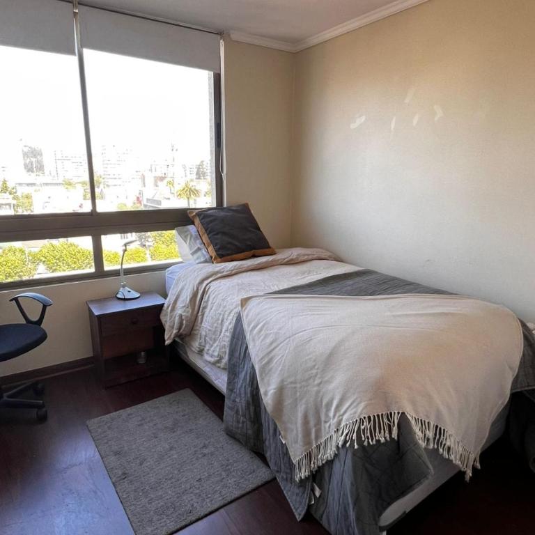 Lindo depto en el corazon de Viña del Mar con estacionamiento - Two-Bedroom Apartment with City View - 19