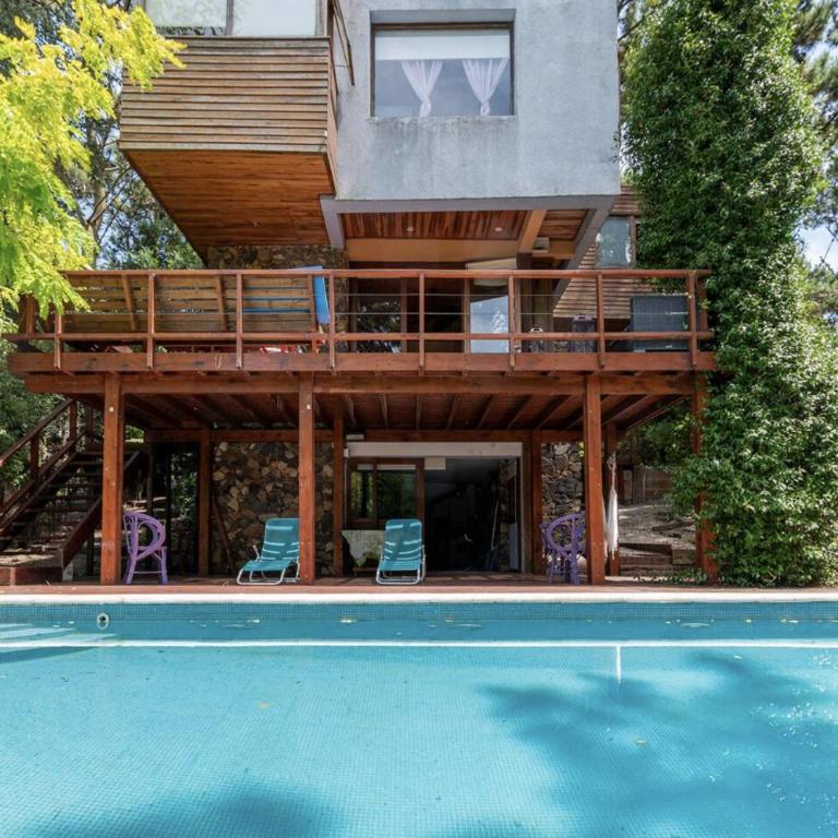 Lujo para 6 CASA CON PILETA MAR DE LAS PAMPAS - Casa de 3 dormitorios - 1