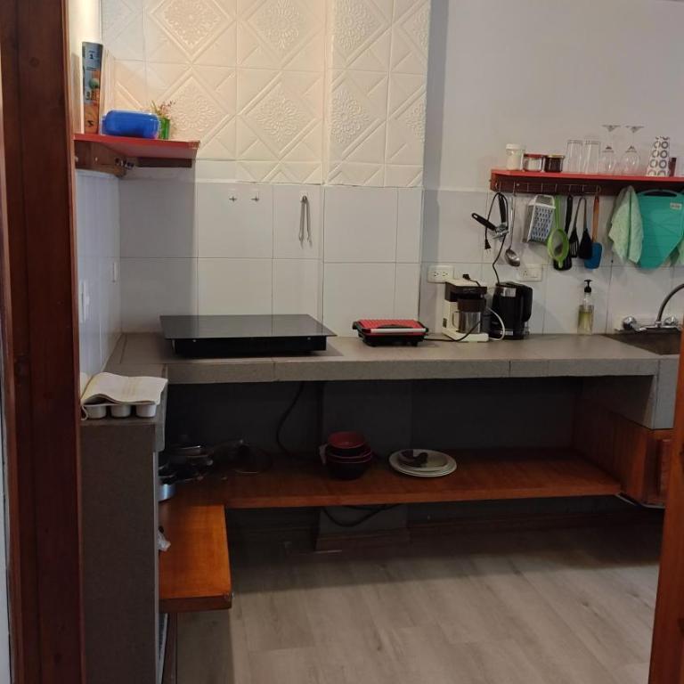 Café Hood - One-Bedroom Apartment - 2