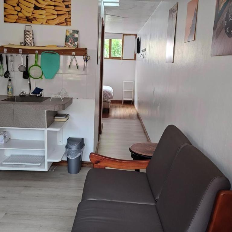 Café Hood - One-Bedroom Apartment - 14