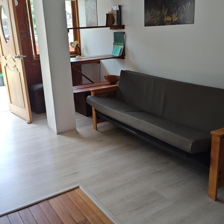 Café Hood - One-Bedroom Apartment - 19