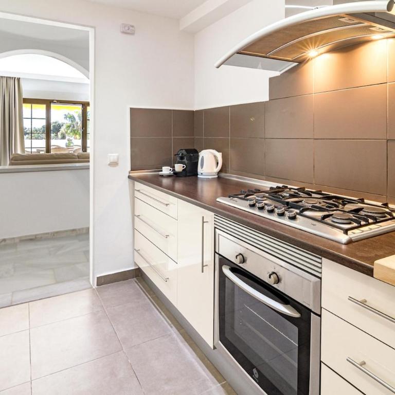 AB4 - Lovely holiday home walking distance beach - Apartment - 14