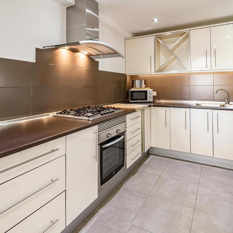 AB4 - Lovely holiday home walking distance beach - Apartment - 15