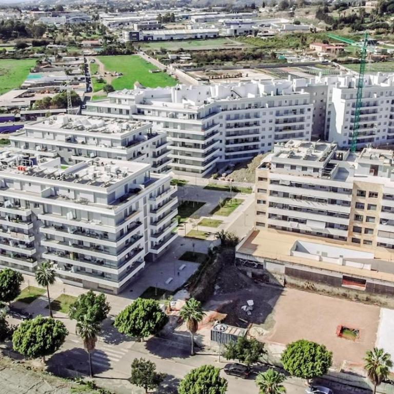 JG3.6B- Luxury Penthouse with Spacious Balcony - Apartment - 45