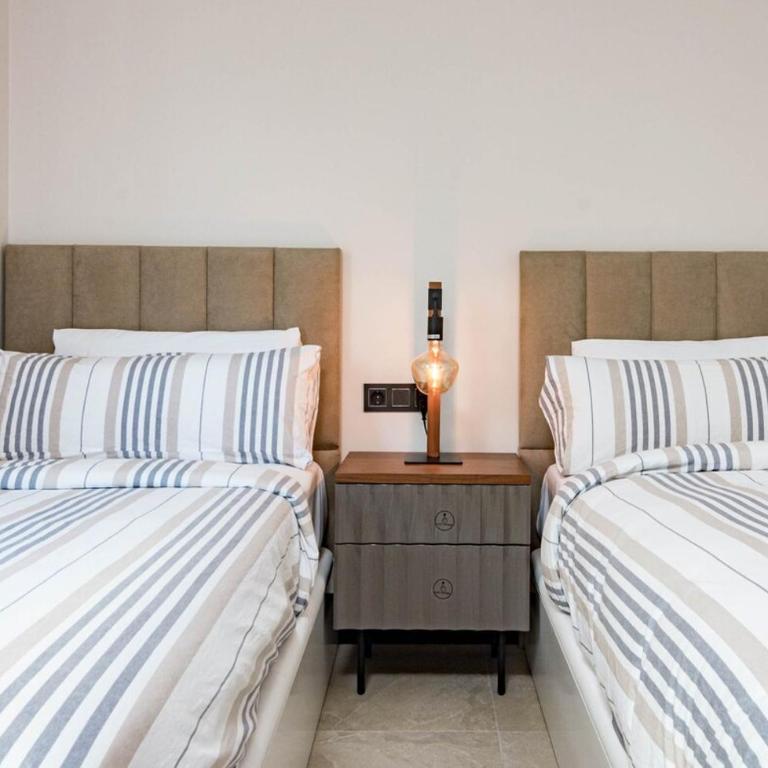 ML2B1- Stunning holiday home in Marbella - Apartamento - 35