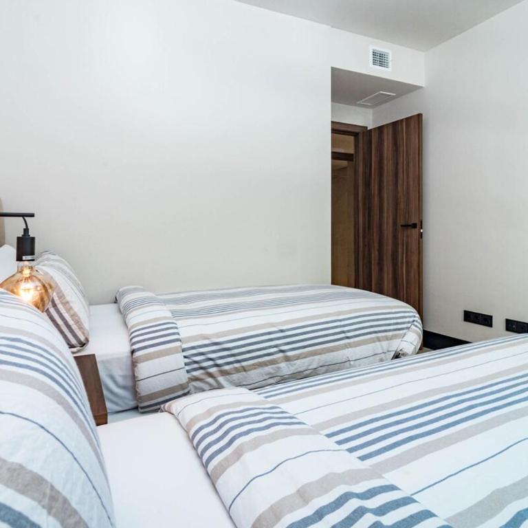 ML2B1- Stunning holiday home in Marbella - Apartamento - 37