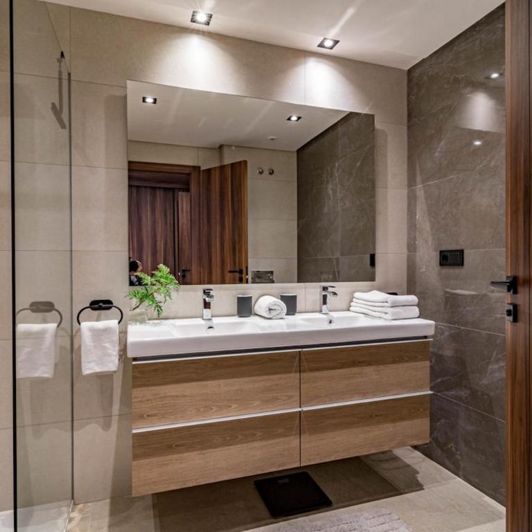 ML2B1- Stunning holiday home in Marbella - Apartamento - 42