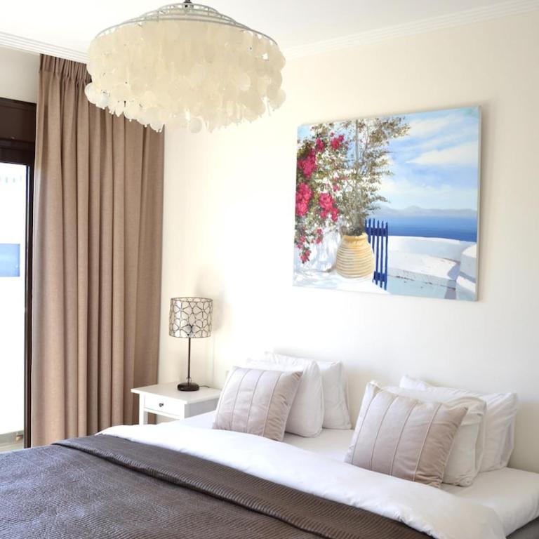 RSH14A - Terrace with hot tub and fantastic views - Apartment - 10