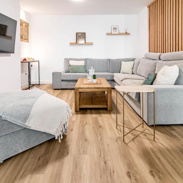 EAC3F- Modern light apartment steps from the sea - Apartment - 5