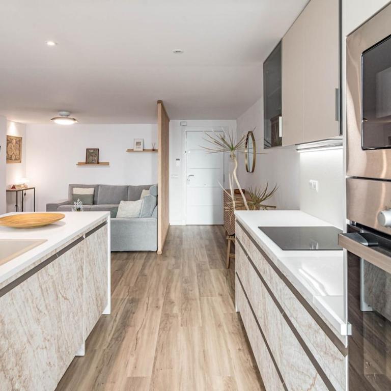 EAC3F- Modern light apartment steps from the sea - Apartment - 12