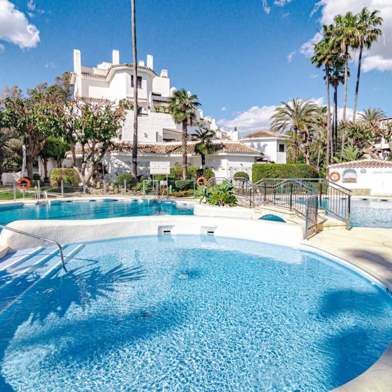 GC - Spacious flat in Golden beach Marbella - Apartamento - 15