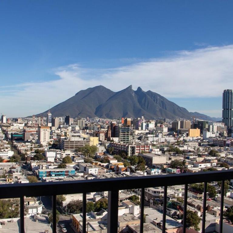 Downtown 2 bedroom apartment - Two-Bedroom Apartment - 3